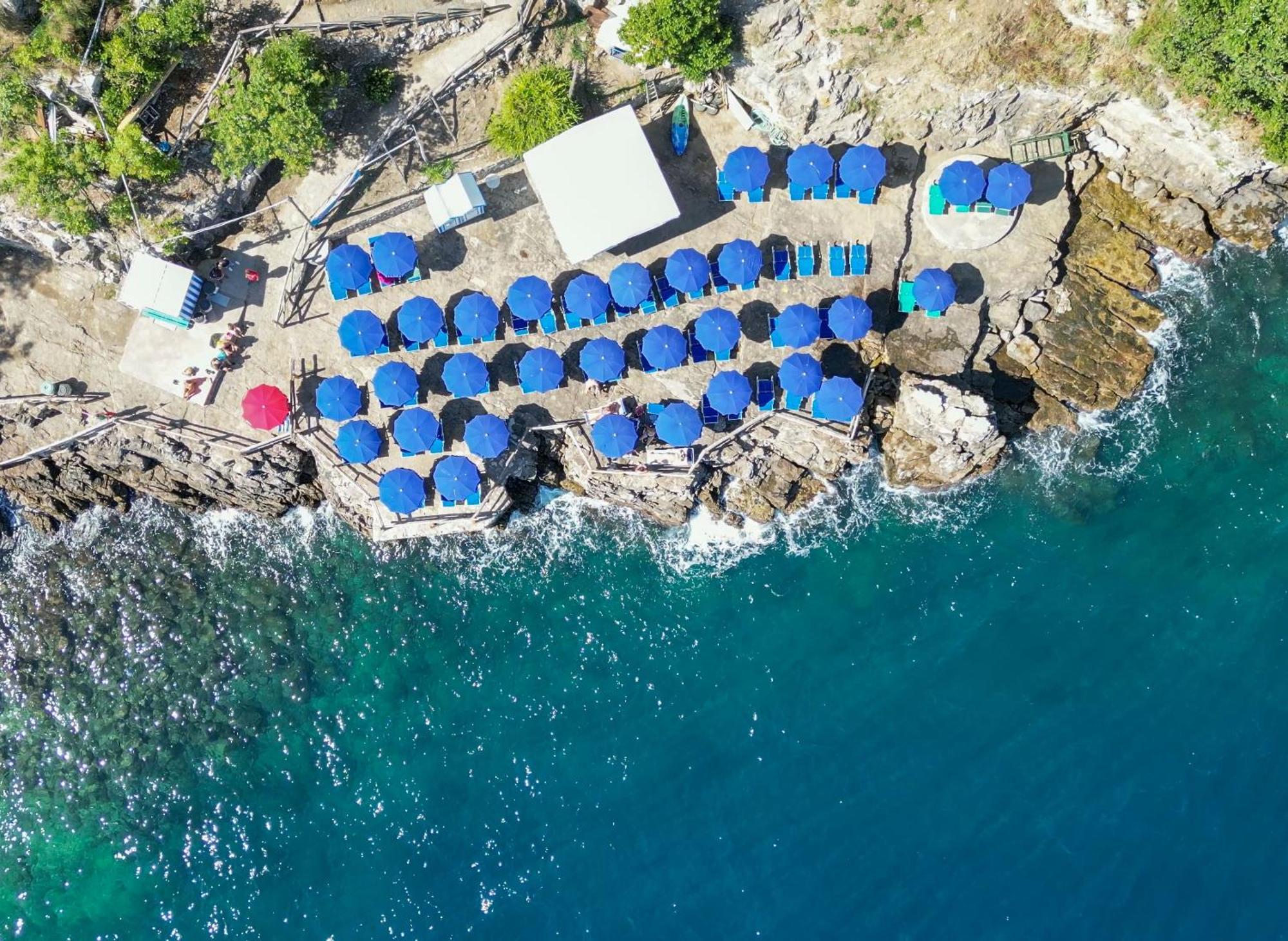 Village Camping Santa Fortunata - Campogaio Sorrento Exteriér fotografie