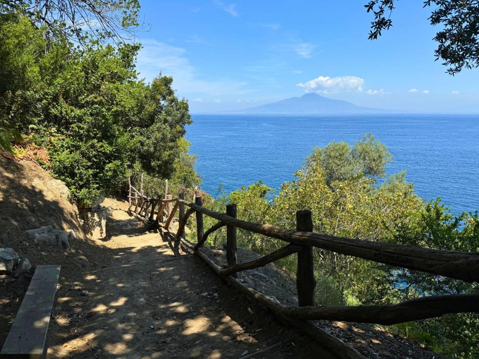 Village Camping Santa Fortunata - Campogaio Sorrento Exteriér fotografie